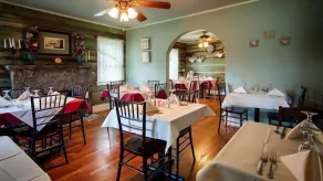 Silver Sycamore - Restaurant