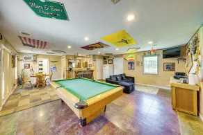 Shared BBQ Area & Pool! Cozy Home in Lake Charles - Innenbereich
