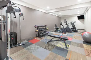 Days Inn & Suites by Wyndham Grand Rapids Near Downtown - Salle de remise en forme