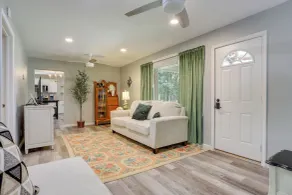 Woodsy Retreat Near Sloppy Floyd State Park! - Interiör