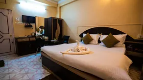 Hotel Sonar Bangla Tarapith - Chambre