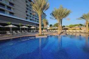 Yas Plaza Bay - Pool