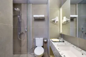 ibis Yogyakarta International Airport Kulon Progo - Bathroom