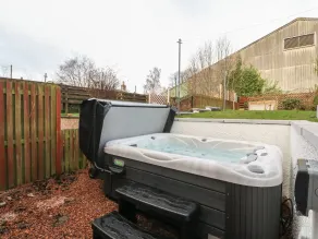 Feus Holiday Cottage - Spa