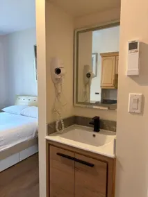 Lantern City Suites - Chambre