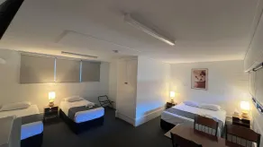 Tandara Hotel Motel - Room