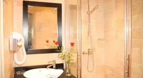 Hôtel La Place - Salle de bain