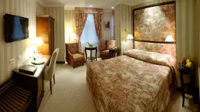 Swiss Hotel - Room