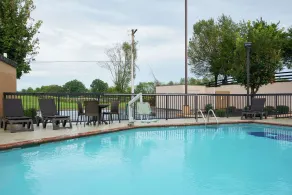 Hampton Inn Franklin - Piscine