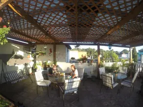 Mariana's Petit Hotel - Restaurant