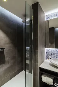 Mercure Amsterdam City Hotel - Bathroom