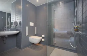 Zander K Hotel - Bathroom