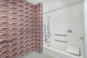 Aloft by Marriott Denver North Westminster - Salle de bain