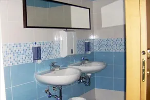 Hotel Moja - Bathroom