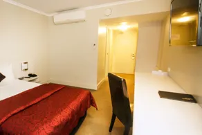 Isa Hotel - Habitación