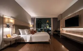 Adelphi Suites Bangkok - Zimmer