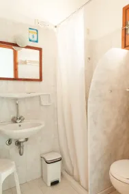 Andriani's Guest House - Bad