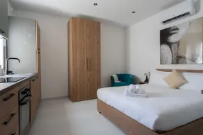 Marina Studios - Rom