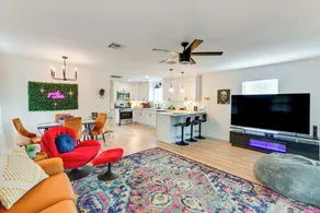 Home on Blood River - Private Dock & Spacious Deck - Interiör