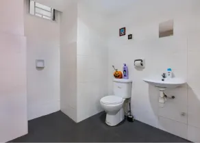 Best Walkable Location at Desa Tebrau Johor Bahru - Badeværelse