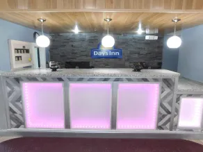 Days Inn by Wyndham West Des Moines - Clive - Réception