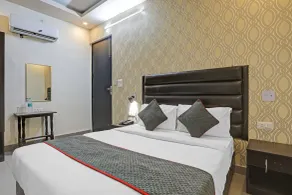 TOWNHOUSE THE HOTEL DIAMOND VASUNDHARA - Quarto