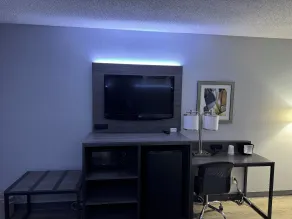 Baymont by Wyndham Dayton North - Chambre