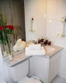 International Suites - Casa de banho