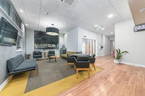 HQ Aparthotel Farnborough - Reception