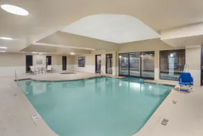 Best Western Kenner - Piscina