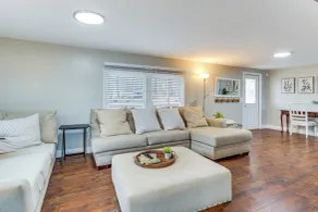 Lakefront Getaway w/ Porch in Athens Area! - Innvendig