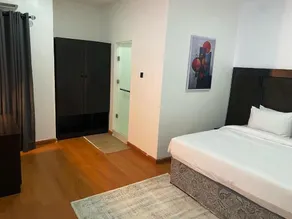 PEPE Suites - Room