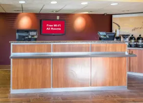 Red Roof Inn Jacksonville Airport - Concierge desk