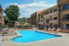 Courtyard Virginia Beach Norfolk - Piscina