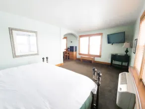 Nuk's Executive Suites - Room