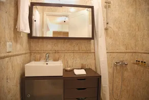 Elaia Villas - Bathroom