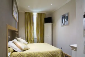 Hotel Restaurant Bellevue - Chambre