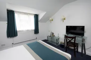 Basingstoke Hotel - Room