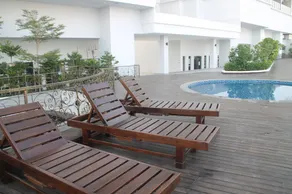 Silverscape Family Studio Suite - Piscina