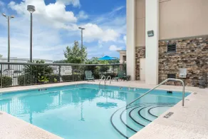 Hampton Inn Douglas - Pool