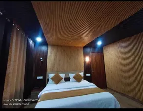 The Dhanaulti chalet - Room