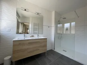 Porta 9 - Salle de bain