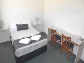 Banjo Paterson Motor Inn - Chambre