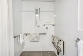 Shellharbour Village Motel - Bathroom