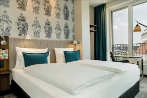 Motel One Dresden am Zwinger - Room