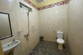 Capital O 93844 Arta Adi Homestay NearBali Zoo - Badezimmer