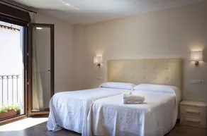 Hotel Molina Real - Room
