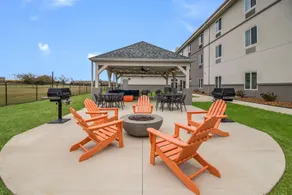 MainStay Suites at Discovery Park of America - Piscine