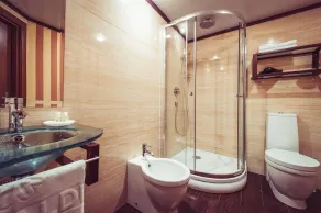 Hotel Vivaldi - Bathroom