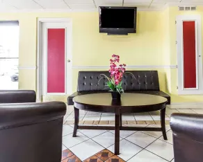 Econo Lodge Inn & Suites Matthews - Charlotte - Hall